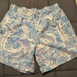 Men’s swim trunks
